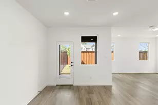 6923 Mission Tejas Dr, Dallas, TX 75228 - Photo 13