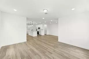 6923 Mission Tejas Dr, Dallas, TX 75228 - Photo 11