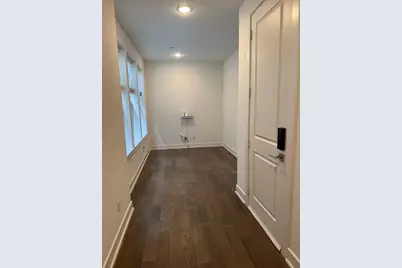 645 N Tyler Street #104, Dallas, TX 75208 - Photo 7
