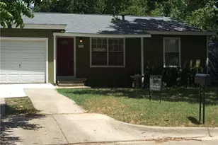 216 Elm St, Hurst, TX 76053 - Photo 17