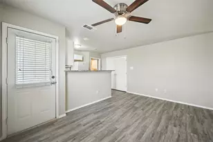 1317 Village Garden Dr, Azle, TX 76020 - Photo 5