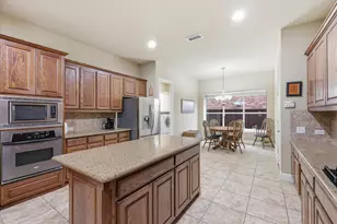 1019 Hot Springs Dr, Allen, TX 75013 - Photo 13