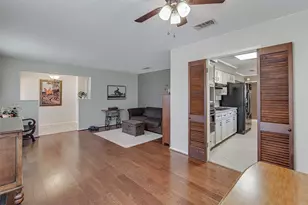 1910 New Castle Ct, Arlington, TX 76013 - Photo 11