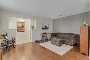 1910 New Castle Ct, Arlington, TX 76013 - Photo 9