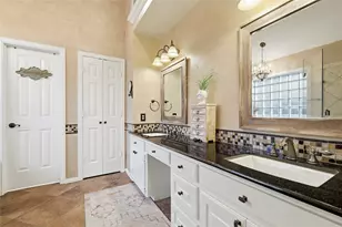 812 Sylvan Creek Dr, Lewisville, TX 75067 - Photo 23