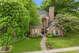 812 Sylvan Creek Dr, Lewisville, TX 75067 - Photo 3