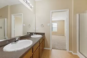 946 Hannah Way, Dallas, TX 75253 - Photo 13