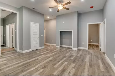 4222 Frank Street, Dallas, TX 75210 - Photo 3