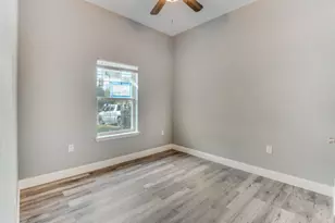 4222 Frank St, Dallas, TX 75210 - Photo 13