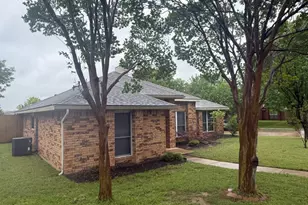 1038 Fairview Ct, Mesquite, TX 75181 - Photo 3
