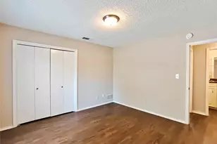 2103 Marin, Carrollton, TX 75006 - Photo 25