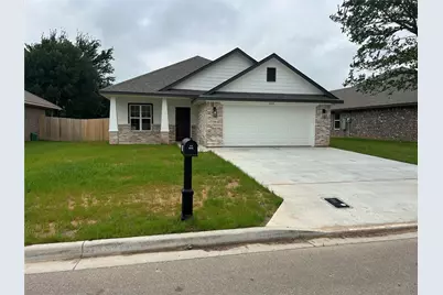 409 Conway Street, Lacy Lakeview, TX 76705 - Photo 1