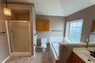 2204 N Village Dr, Bonham, TX 75418 - Photo 19