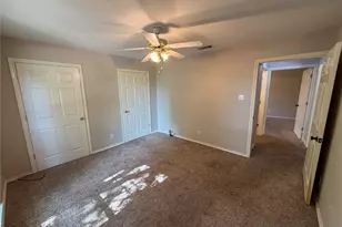 2204 N Village Dr, Bonham, TX 75418 - Photo 27