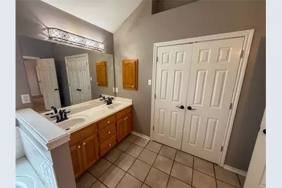 2204 N Village Drive, Bonham, TX 75418 - Photo 19