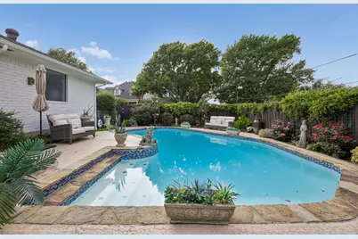 8721 Lacrosse Drive, Dallas, TX 75231 - Photo 27