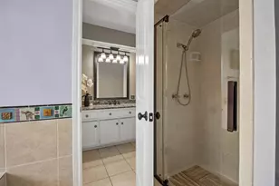 8721 Lacrosse Dr, Dallas, TX 75231 - Photo 23