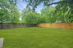 1220 E Pulaski St, Fort Worth, TX 76104 - Photo 23