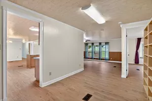 7757 Berry Rd, Burleson, TX 76028 - Photo 17