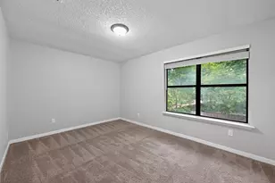 2401 Channing Dr, Grand Prairie, TX 75052 - Photo 21