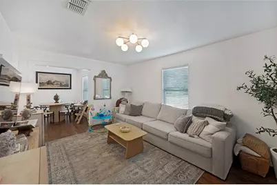 220 W College Street, Lewisville, TX 75057 - Photo 5