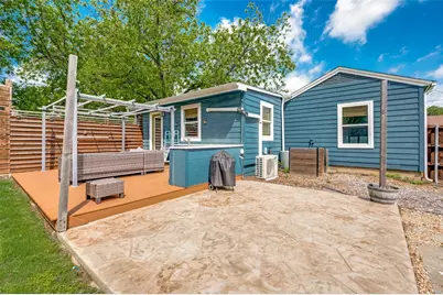 220 W College Street, Lewisville, TX 75057 - Photo 23