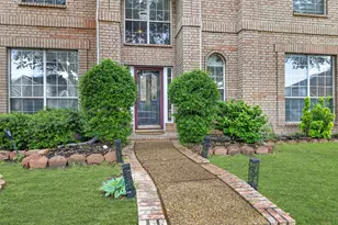 5709 Big River Dr, The Colony, TX 75056 - Photo 3