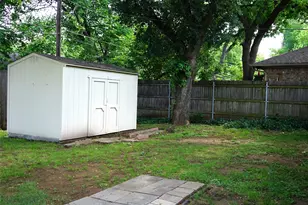 3221 Elkhart Ct, Arlington, TX 76016 - Photo 29