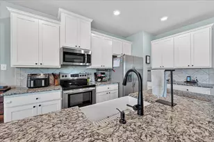 5130 Hillside Loop N, Justin, TX 76247 - Photo 13