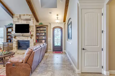 6417 Beacon Vista Circle, Granbury, TX 76049 - Photo 9