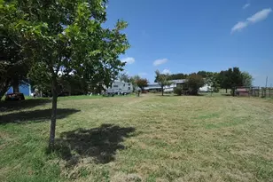 806 N Fm 1752, Savoy, TX 75479 - Photo 7
