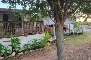 806 N Fm 1752, Savoy, TX 75479 - Photo 11