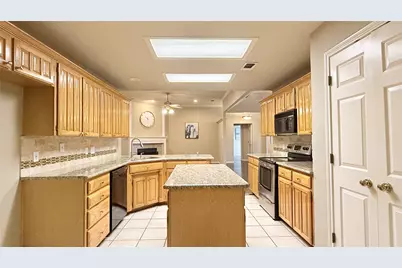 5206 Lookout Trail, Arlington, TX 76017 - Photo 9