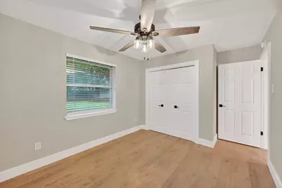 129 N Dobson Street, Burleson, TX 76028 - Photo 31