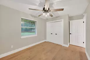 129 N Dobson St, Burleson, TX 76028 - Photo 31
