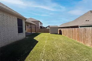 1602 Summercrest Dr, Cleburne, TX 76033 - Photo 15