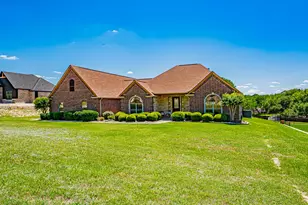2113 Darby Dan Ct, Granbury, TX 76049 - Photo 5