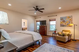 2113 Darby Dan Ct, Granbury, TX 76049 - Photo 25