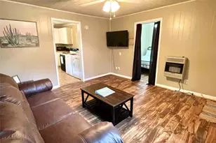 116 E Locust St, Collinsville, TX 76233 - Photo 5
