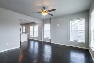 3009 Hemphill St, Fort Worth, TX 76110 - Photo 3