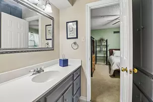 4208 Bretton Bay Cir, Dallas, TX 75287 - Photo 29