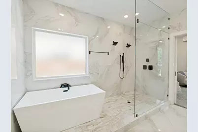 2805 Greenbrook Court, Grapevine, TX 76051 - Photo 25