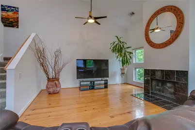 3801 San Jacinto #E, Dallas, TX 75204 - Photo 3