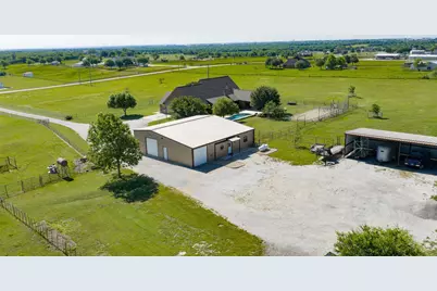 724 Zion, Rhome, TX 76078 - Photo 5