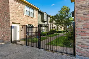 1371 S 11th St, Waco, TX 76706 - Photo 15