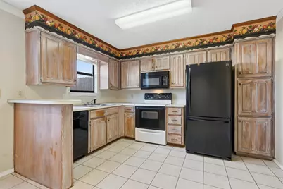 1371 S 11th Street, Waco, TX 76706 - Photo 7