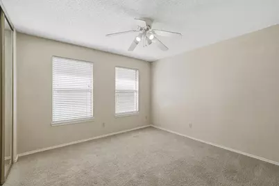 1371 S 11th Street, Waco, TX 76706 - Photo 17