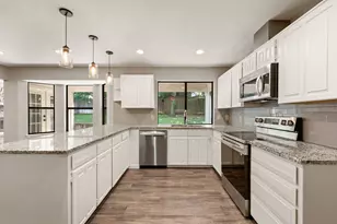3000 Bluebonnet Ln, Bedford, TX 76021 - Photo 13