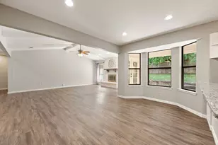 3000 Bluebonnet Ln, Bedford, TX 76021 - Photo 9
