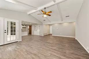 3000 Bluebonnet Ln, Bedford, TX 76021 - Photo 5